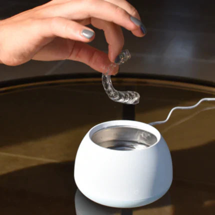 DentalPro Smile - Le nettoyage des prothèses et aligneurs