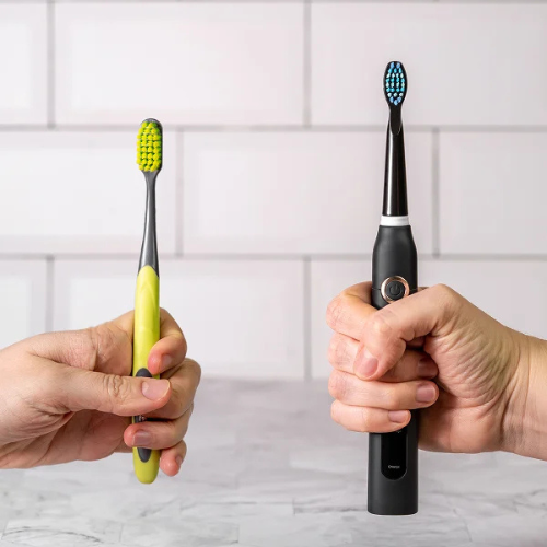 Brosse à dents électrique et orthodontie fixe : le guide complet pour protéger vos dents pendant le traitement en 2026